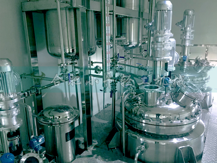 不銹鋼反應釜.jpg 不銹鋼反應釜.jpg